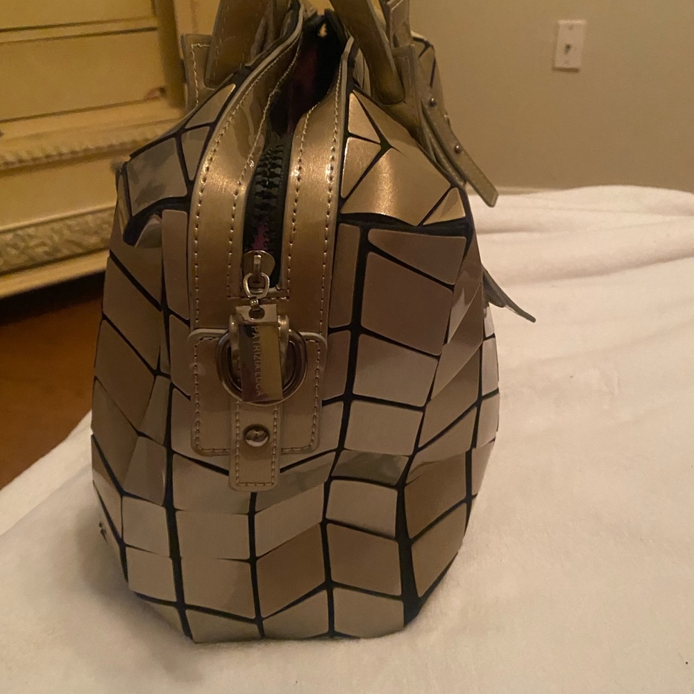 Structured Metallic Gold Geo-Panel Tote - Picture 2 of 7